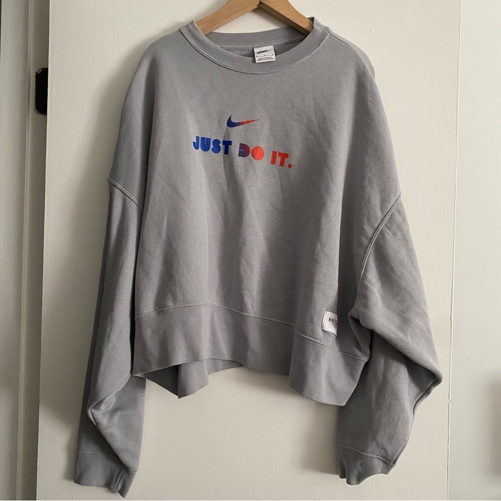 Nike Campus university of Florida Gators girls cropped sweatshirt medium